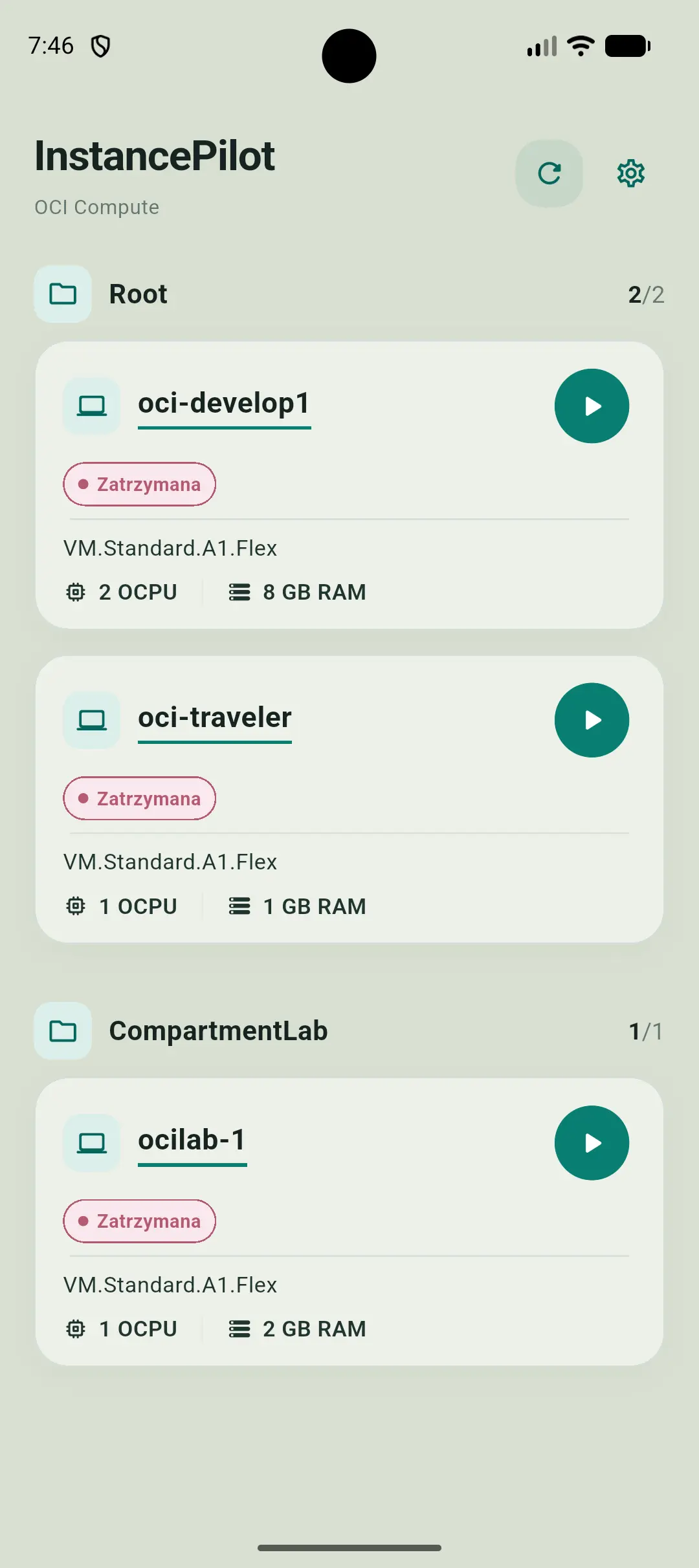 Ekran główny InstancePilot z listą instancji OCI, ich stanem, zasobami i przyciskami uruchamiania.